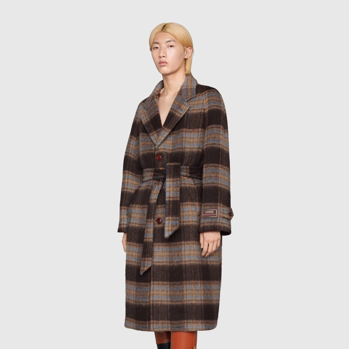 Check wool coat with Gucci label - 3