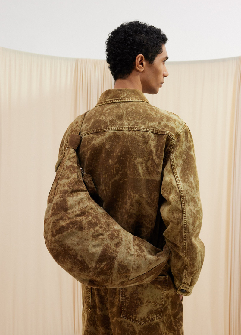 Lemaire LARGE CROISSANT BAG outlook