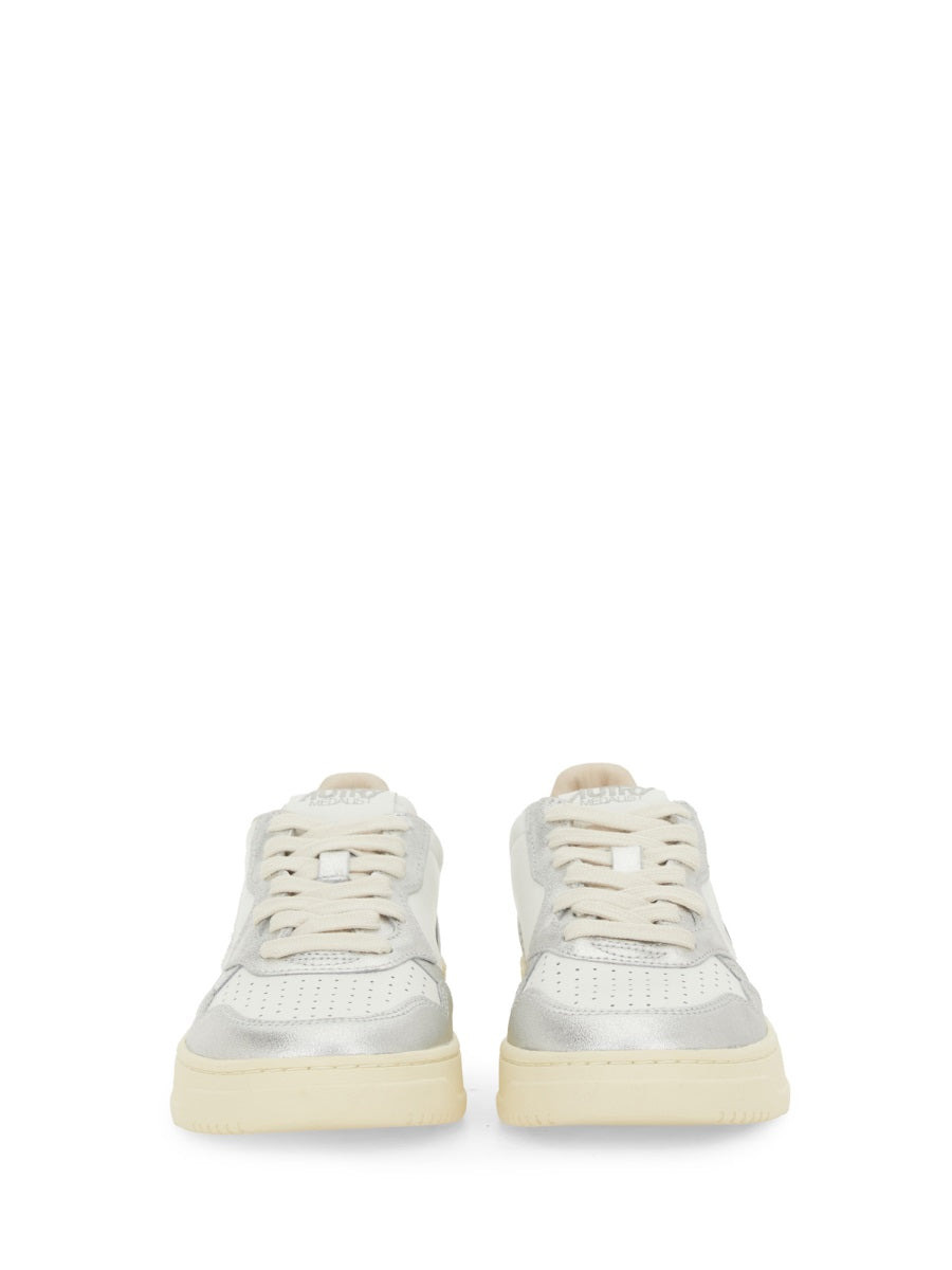 Medalist Low Sneaker - 6
