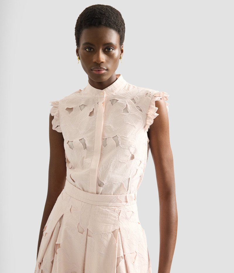FLORAL CUTWORK SLEEVELESS SHIRT 4