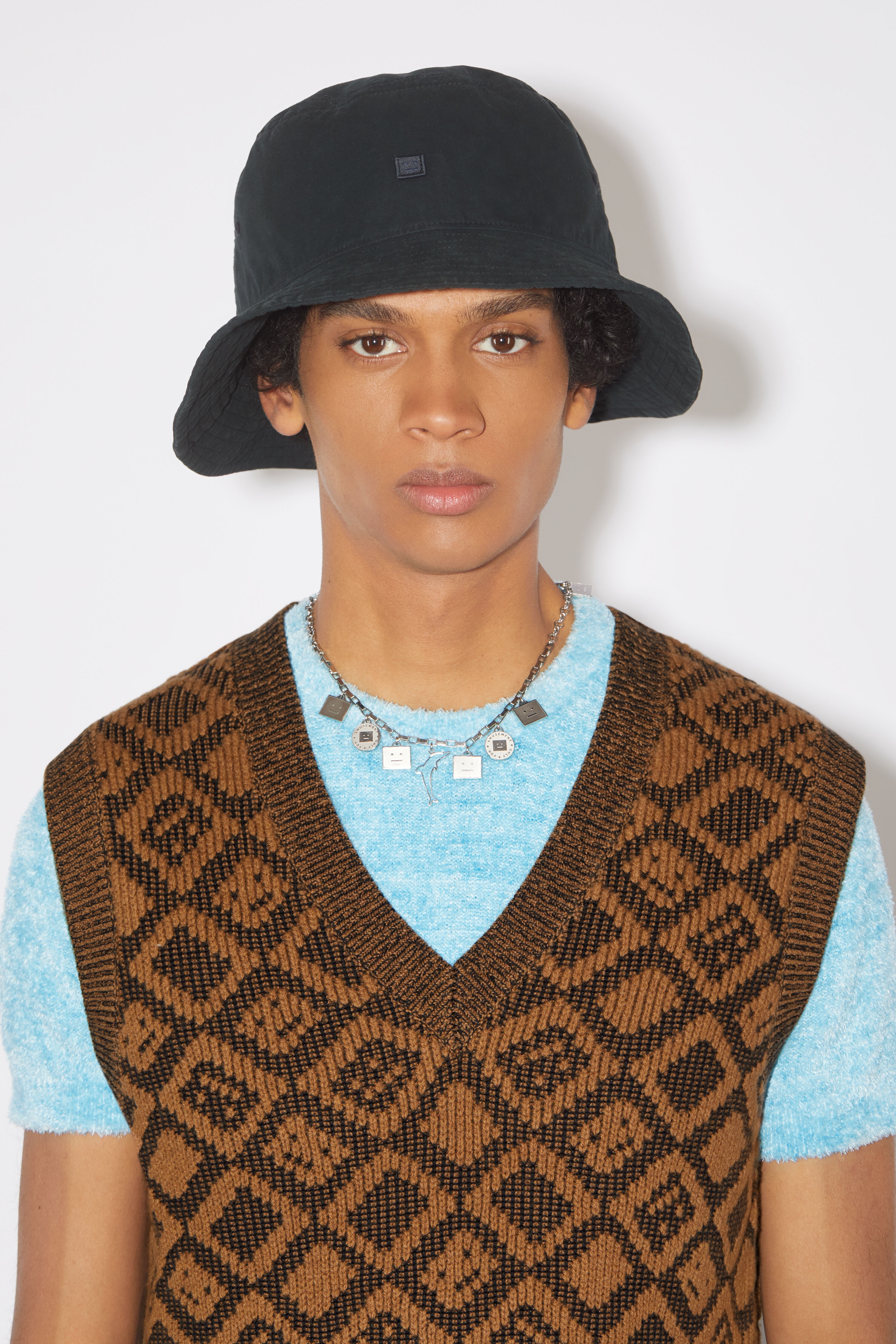 Face tiles vest - Toffee brown/black - 5