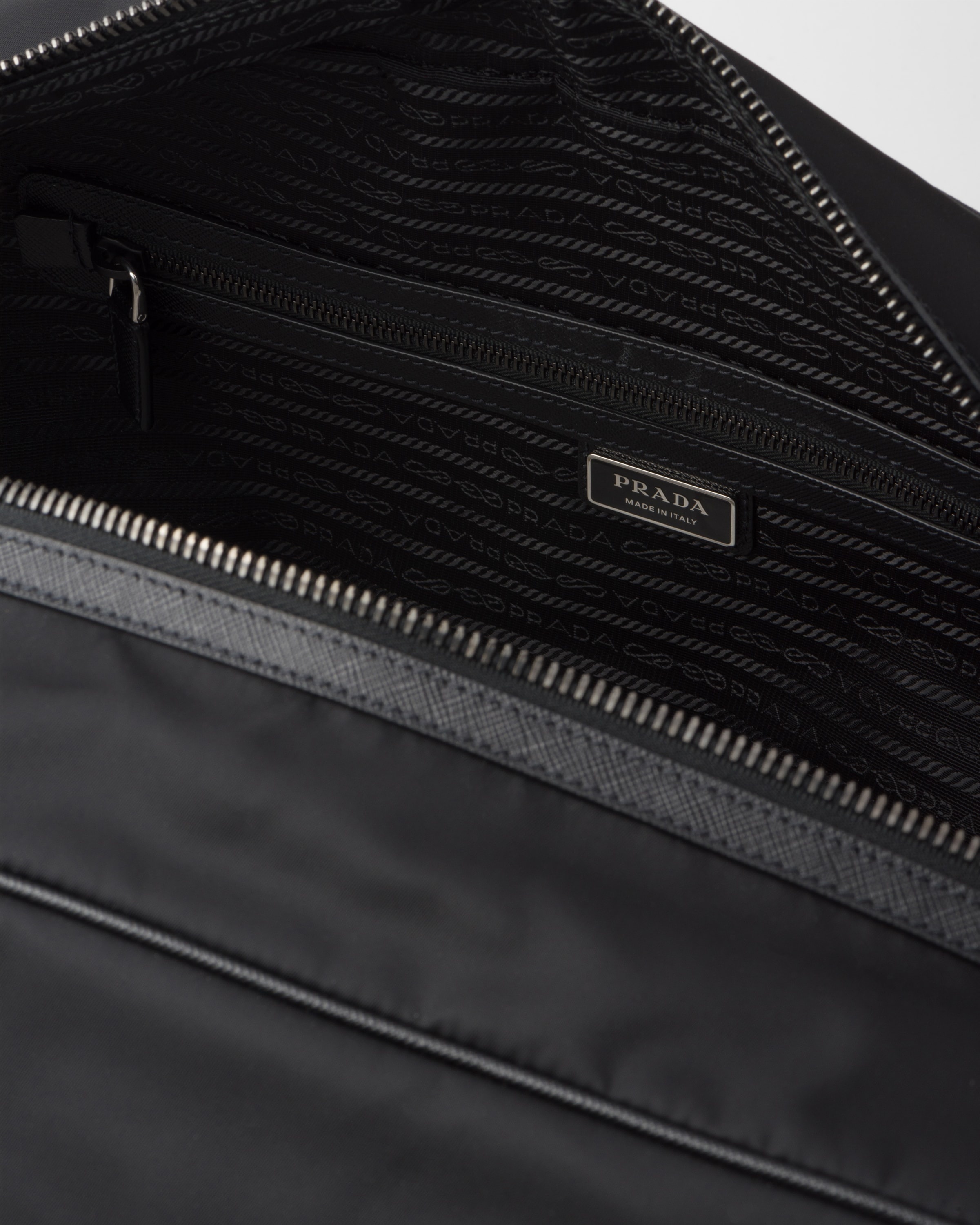 Re-Nylon and Saffiano leather duffel bag - 4