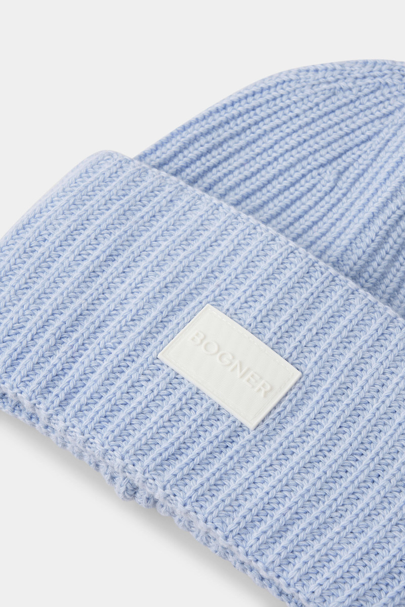Hat Lahra in Light blue 3