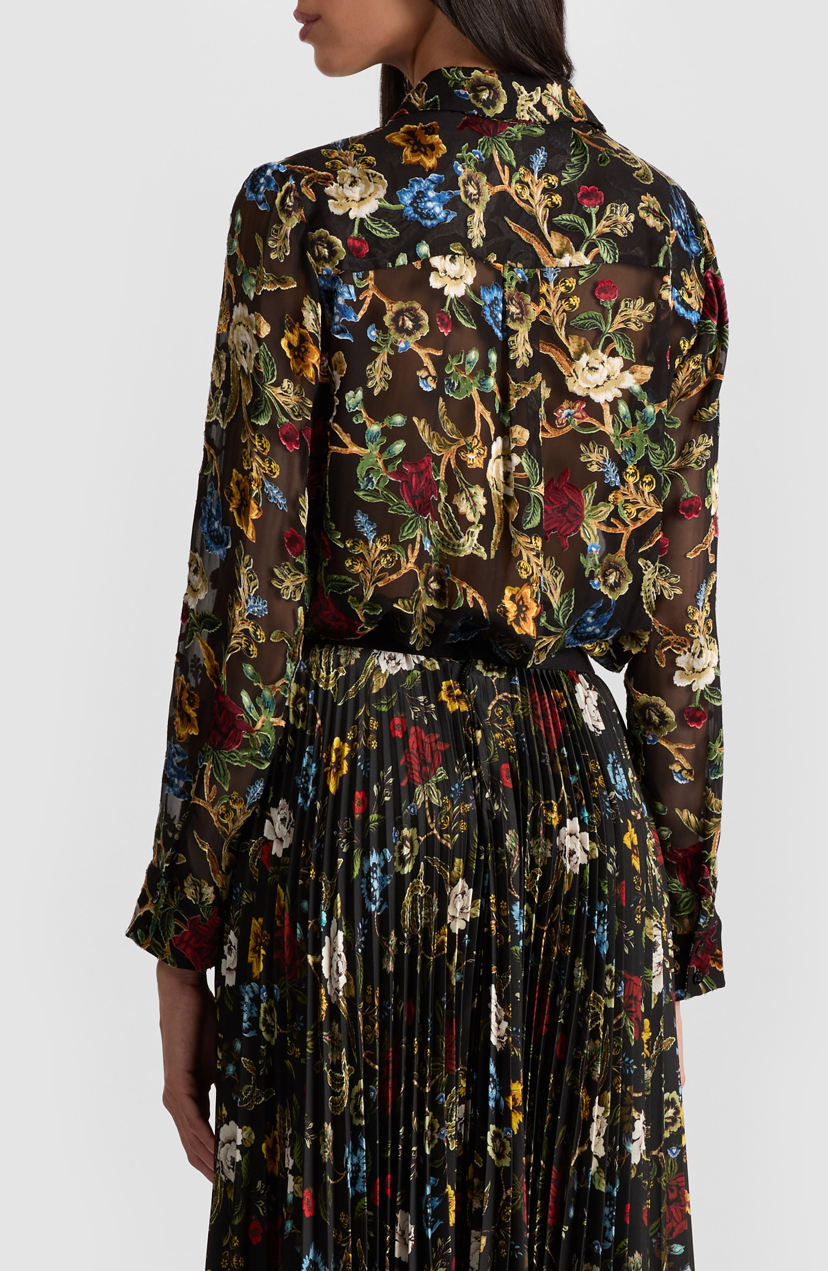 Alice + Olivia Willa Floral Button-Up Shirt in Tapestry Trails/Black at Nordstrom - 2