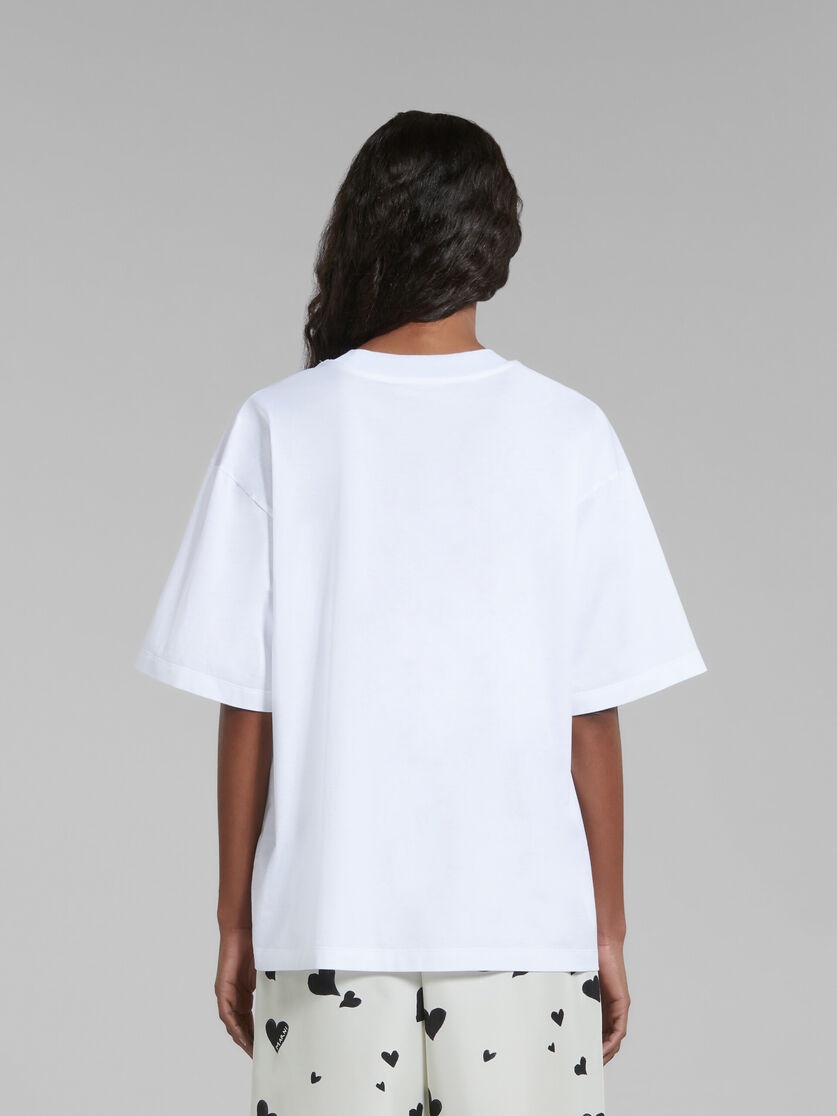 WHITE T-SHIRT WITH WORDSEARCH HEART PRINT - 3