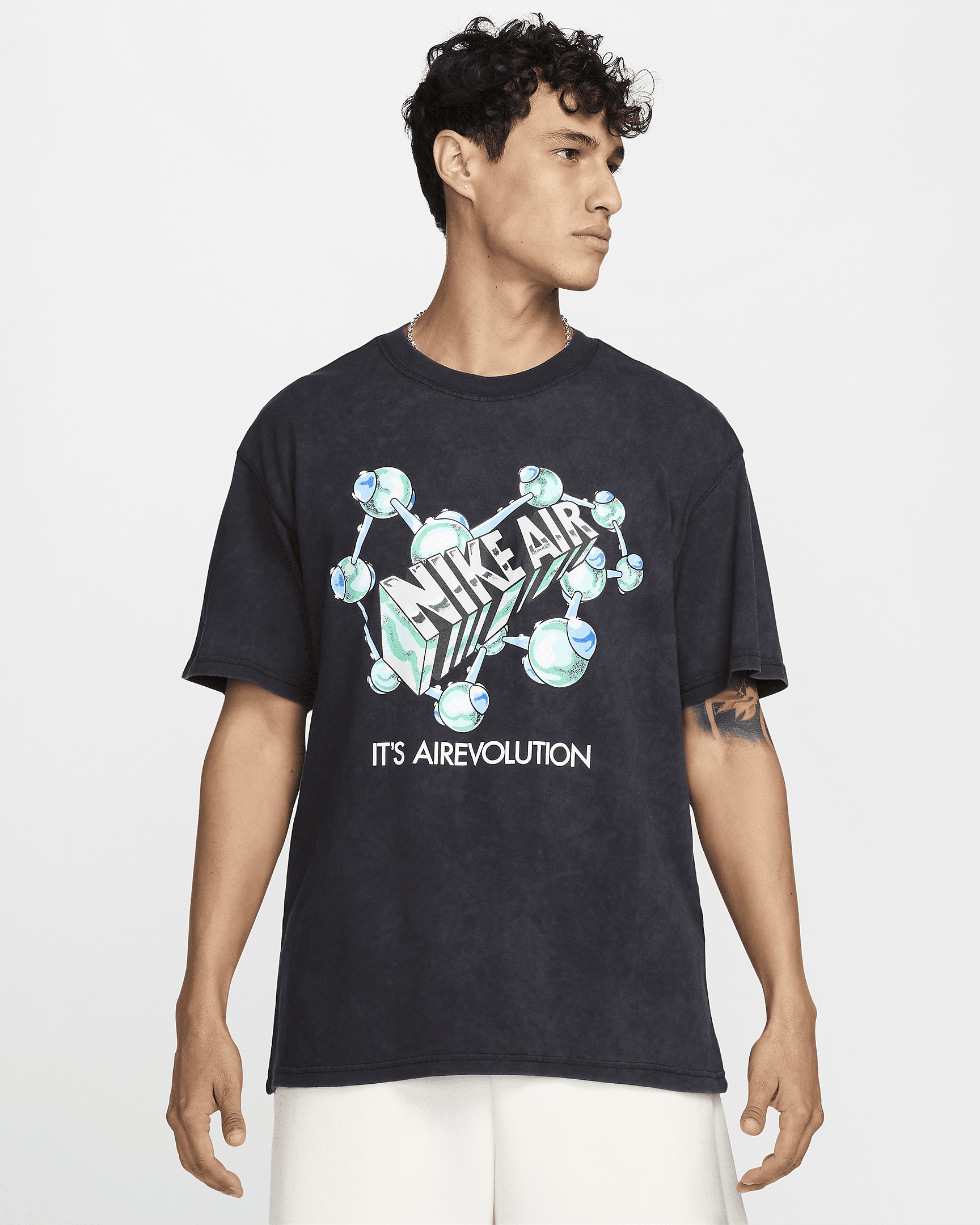 Nike Sportswear Men's T-Shirt - 1