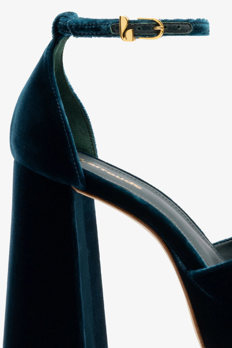 Ari Pump In Deepsea Velvet 4