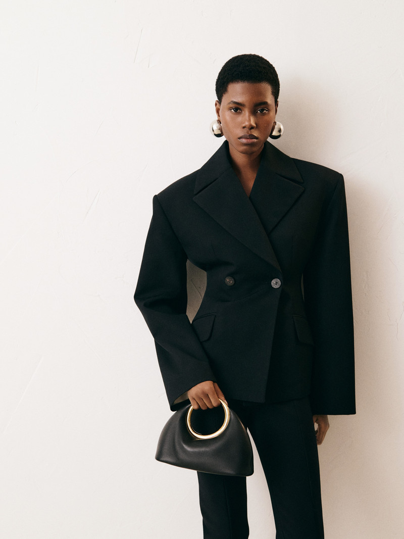 JACQUEMUS The small Calino outlook