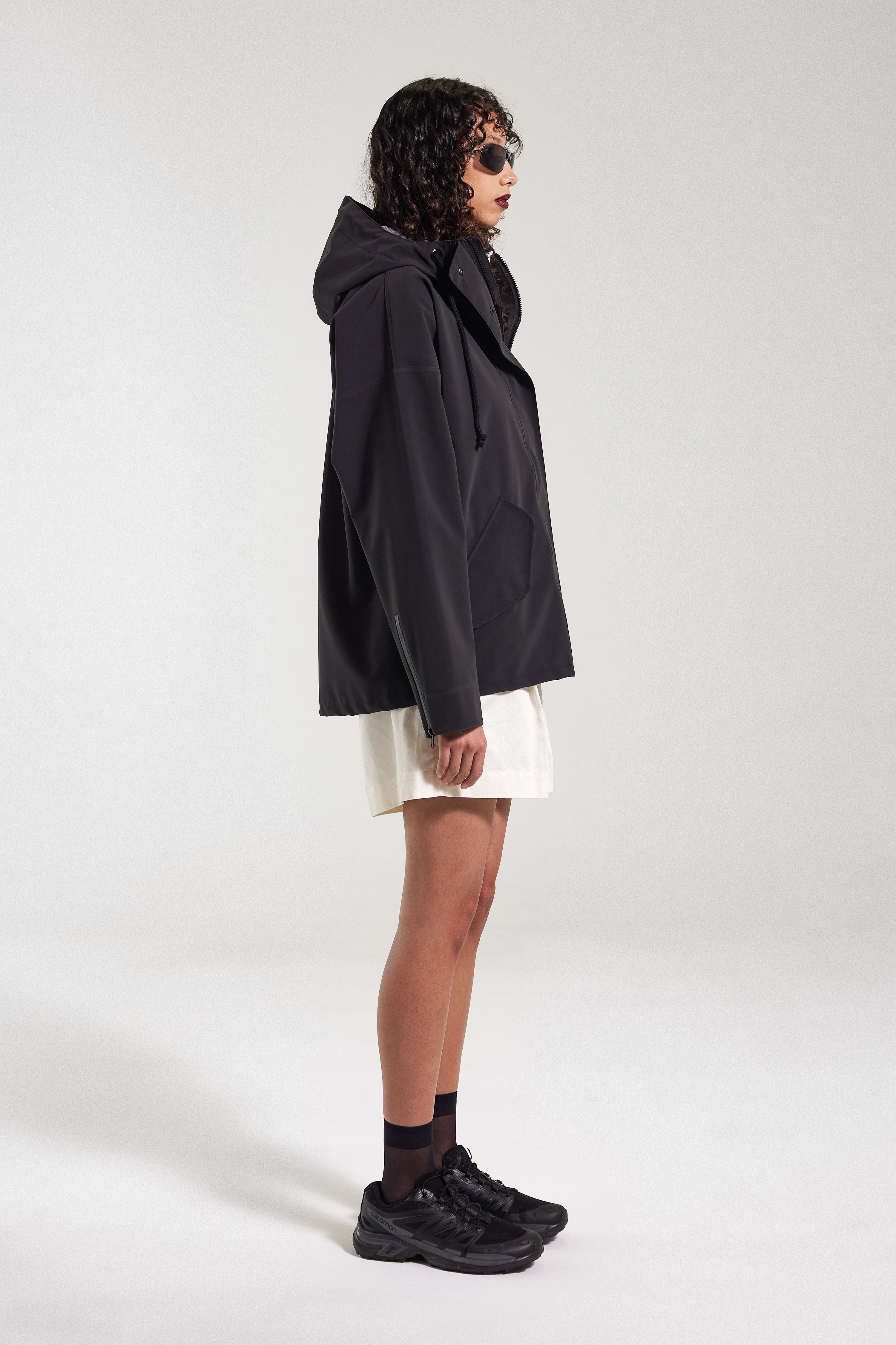 Faversham Matte Raincoat Black - 3