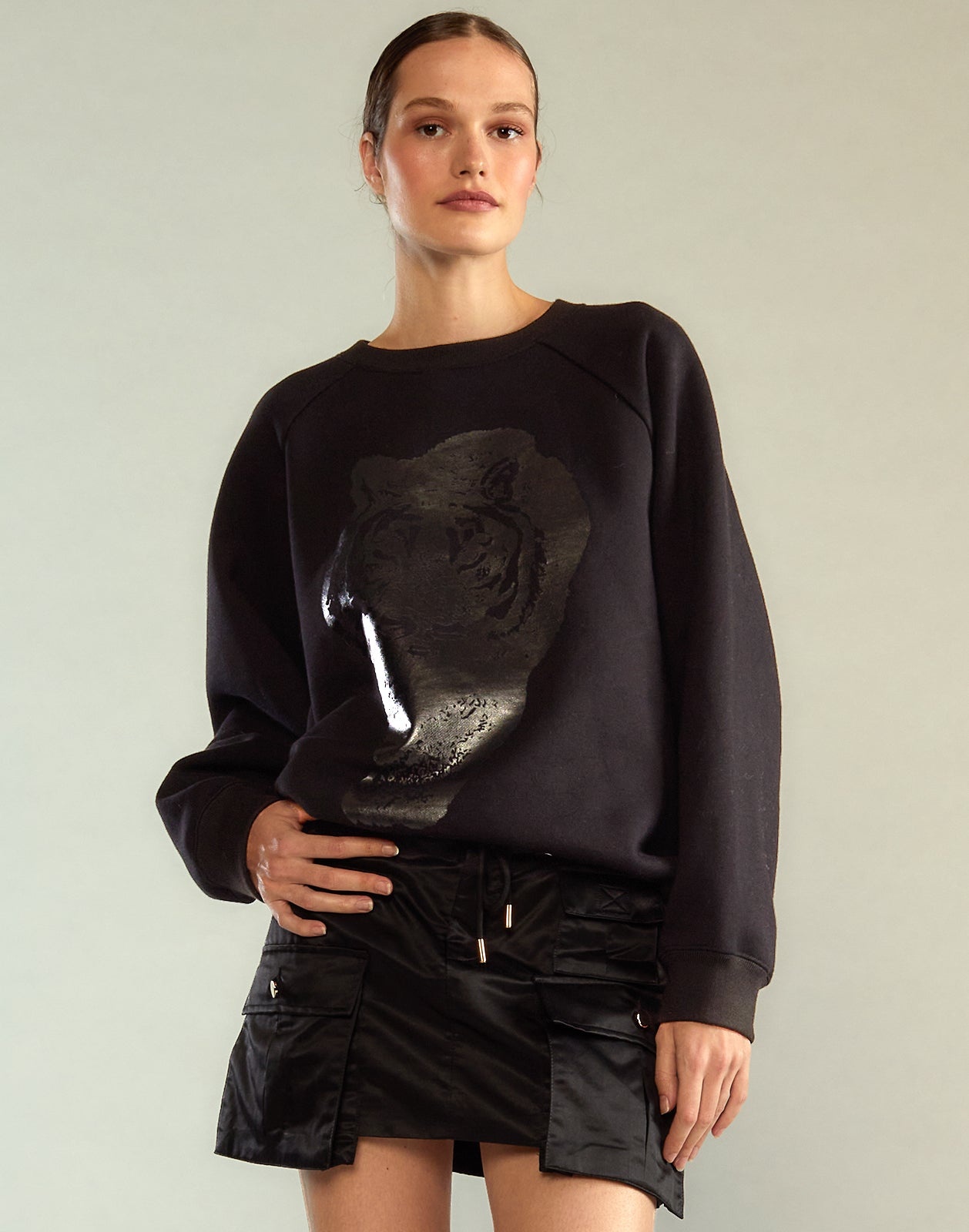 Lioness Crewneck - 4