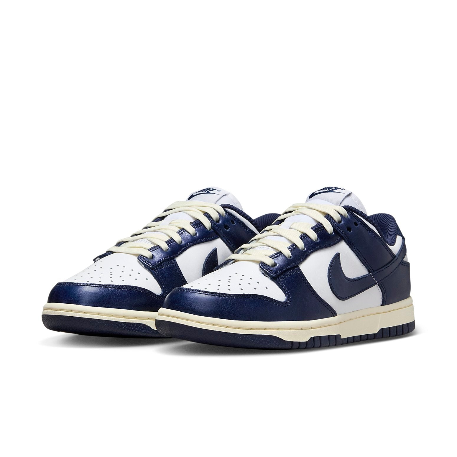 (WMNS) Nike Dunk Low 'Midnight Navy White' FN7197-100 - 3