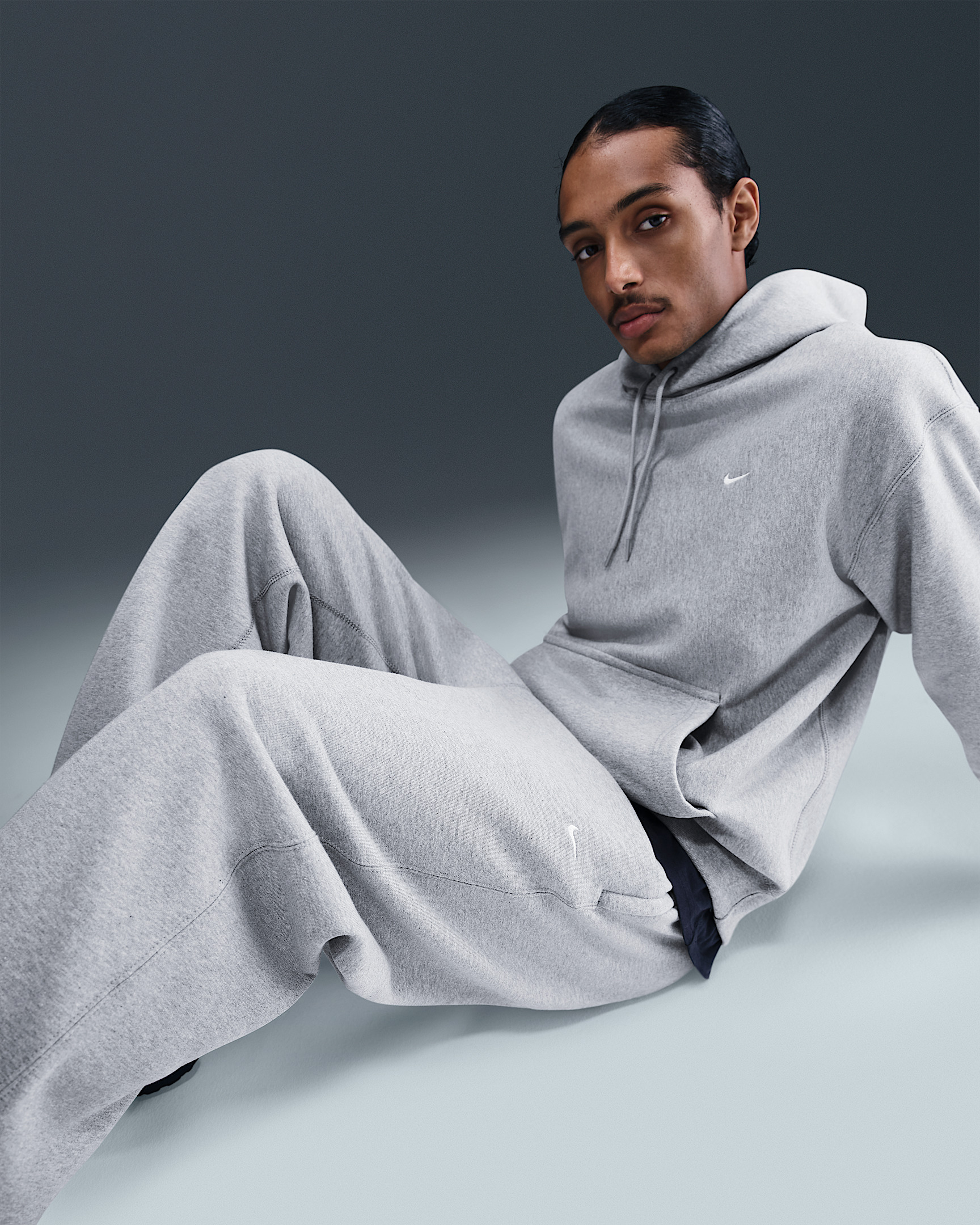Nike Solo Swoosh Men's Fleece Open-Hem Pants - 5