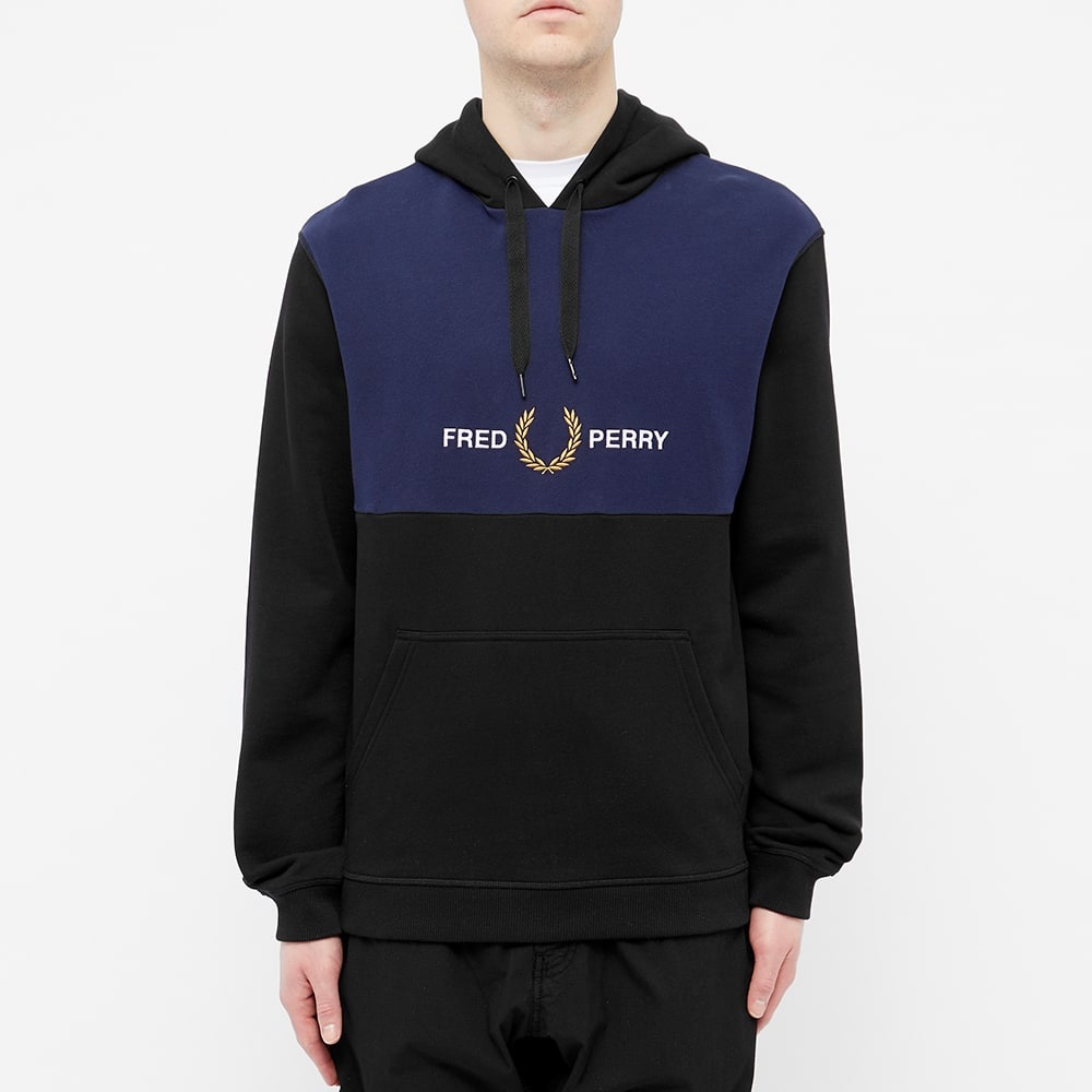 Fred Perry Authentic Embroidered Logo Panel Popover Hoody - 3