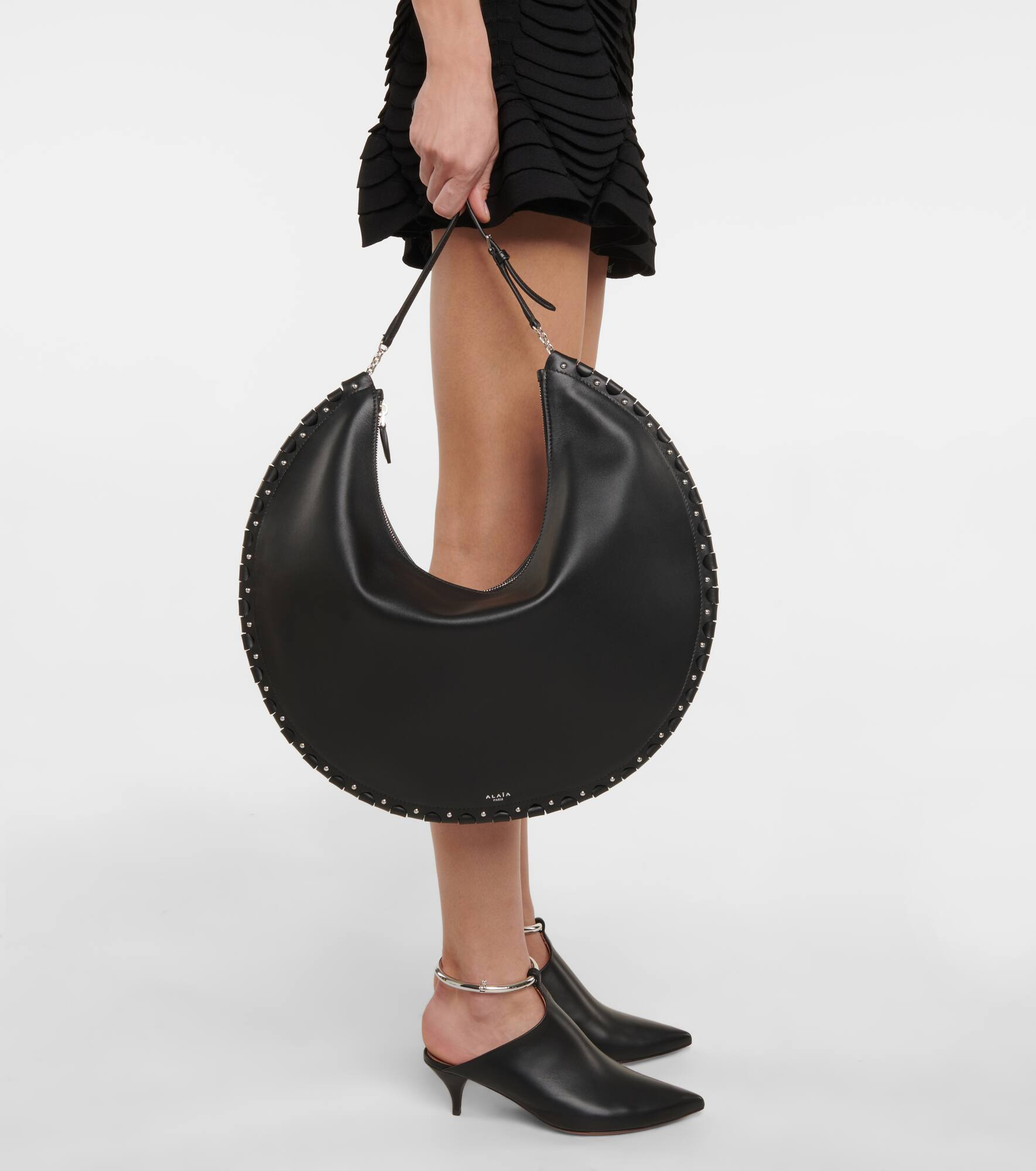 Le Demi-Lune Large leather shoulder bag - 2