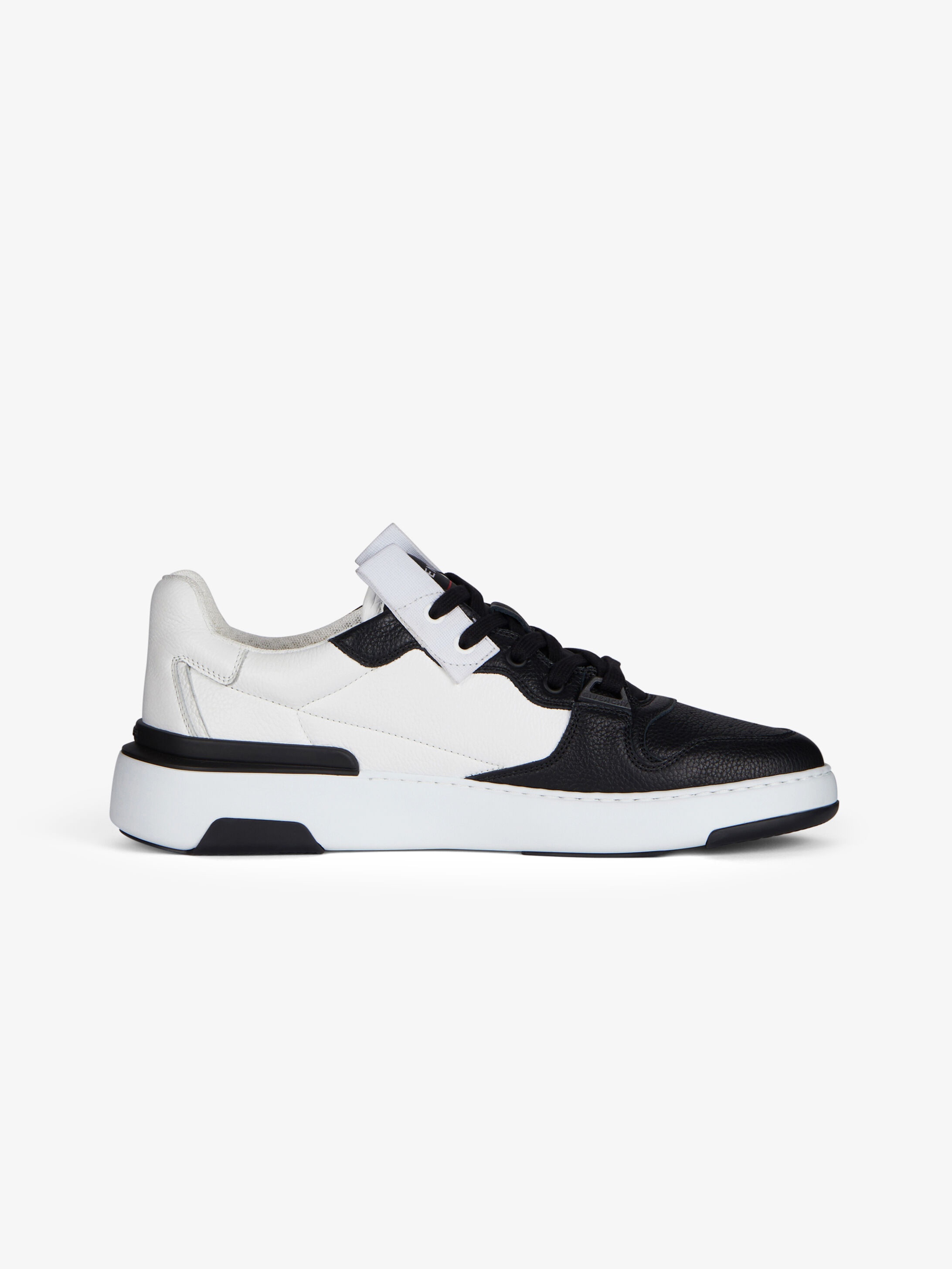 Wing low asymmetric sneakers in leather - 8