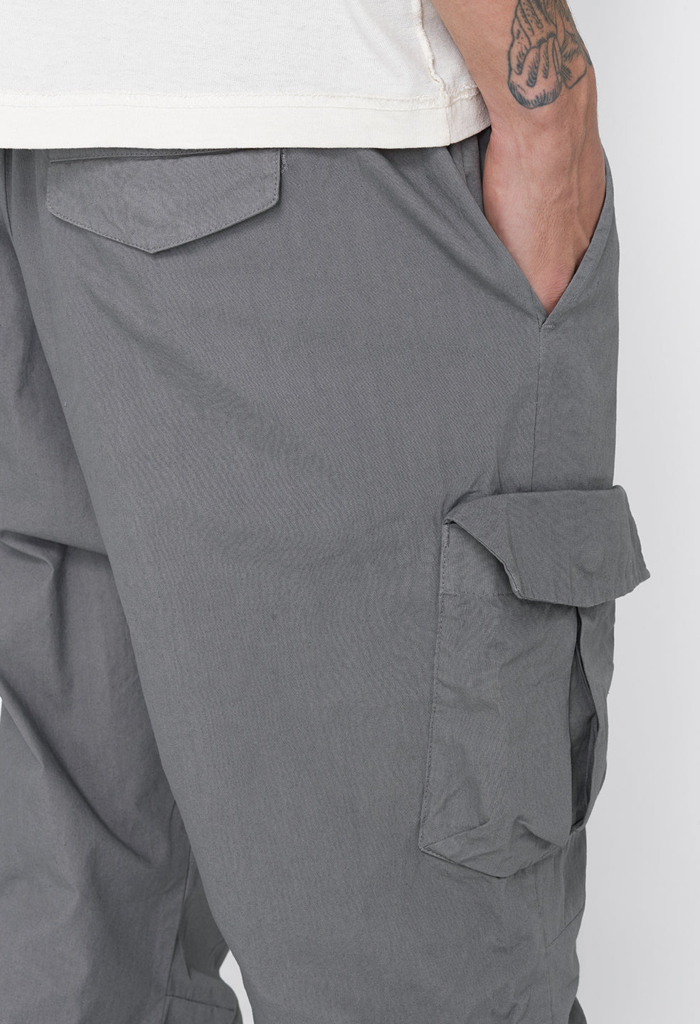 BACK SATEEN CARGO PANTS - 7