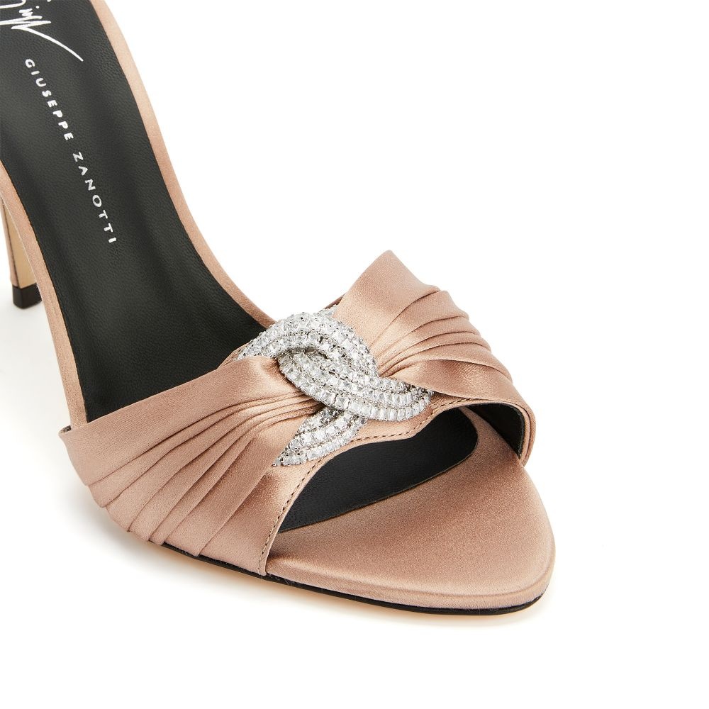 Intriigo Knot - 5
