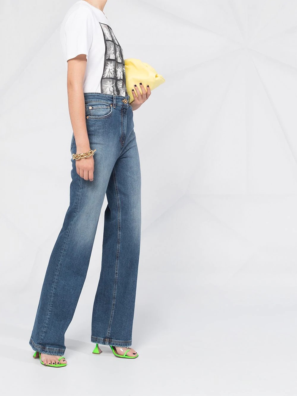 faded-effect flared jeans - 4