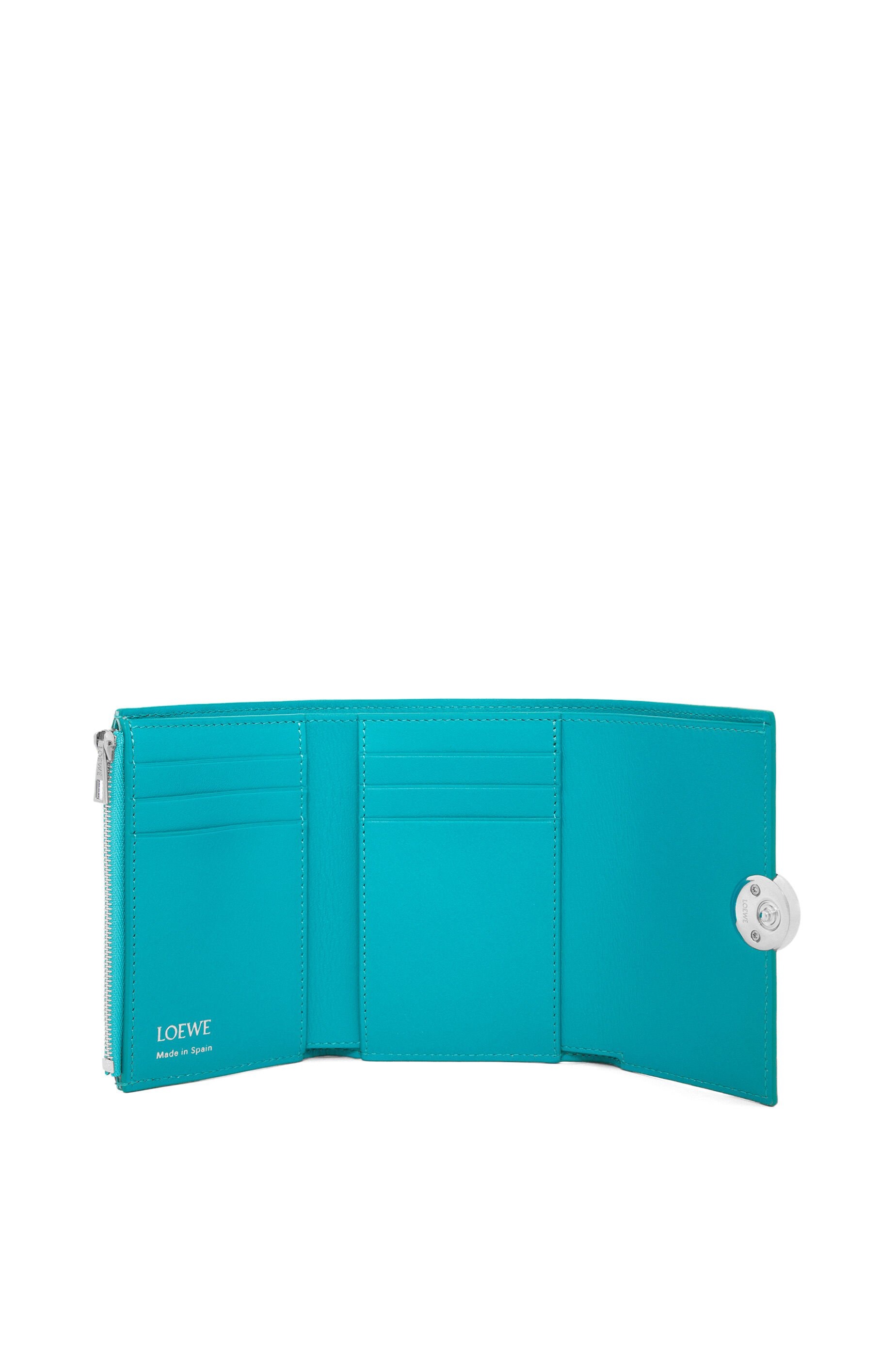 Pebble small vertical wallet in shiny nappa calfskin - 2