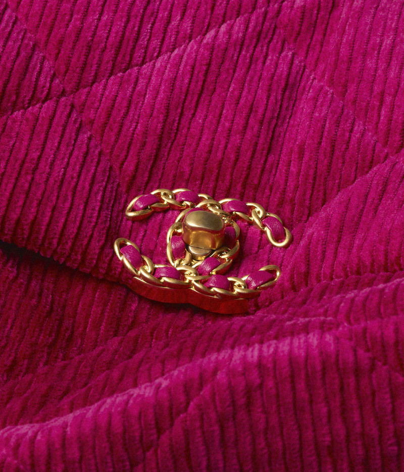 CHANEL 19 Large Handbag 4