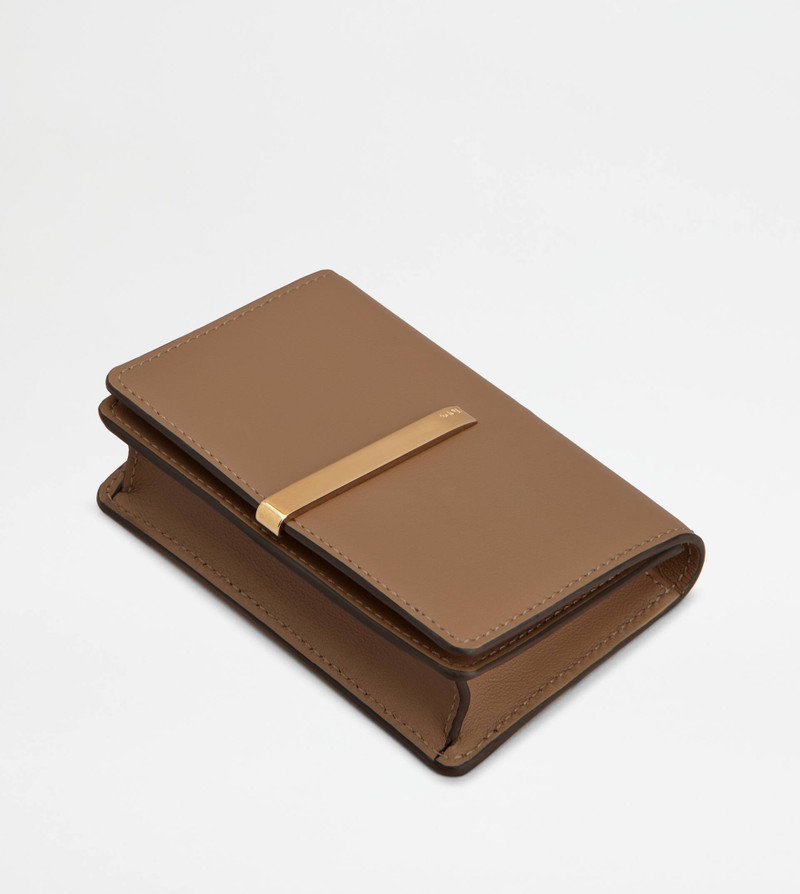 BUSINESS CARD HOLDER IN LEATHER - BROWN 3