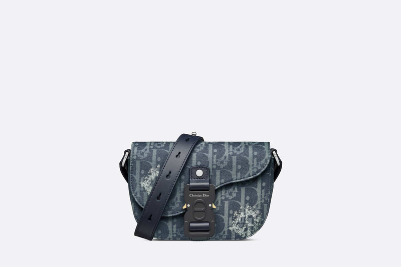 Saddle Pouch with Strap - 1