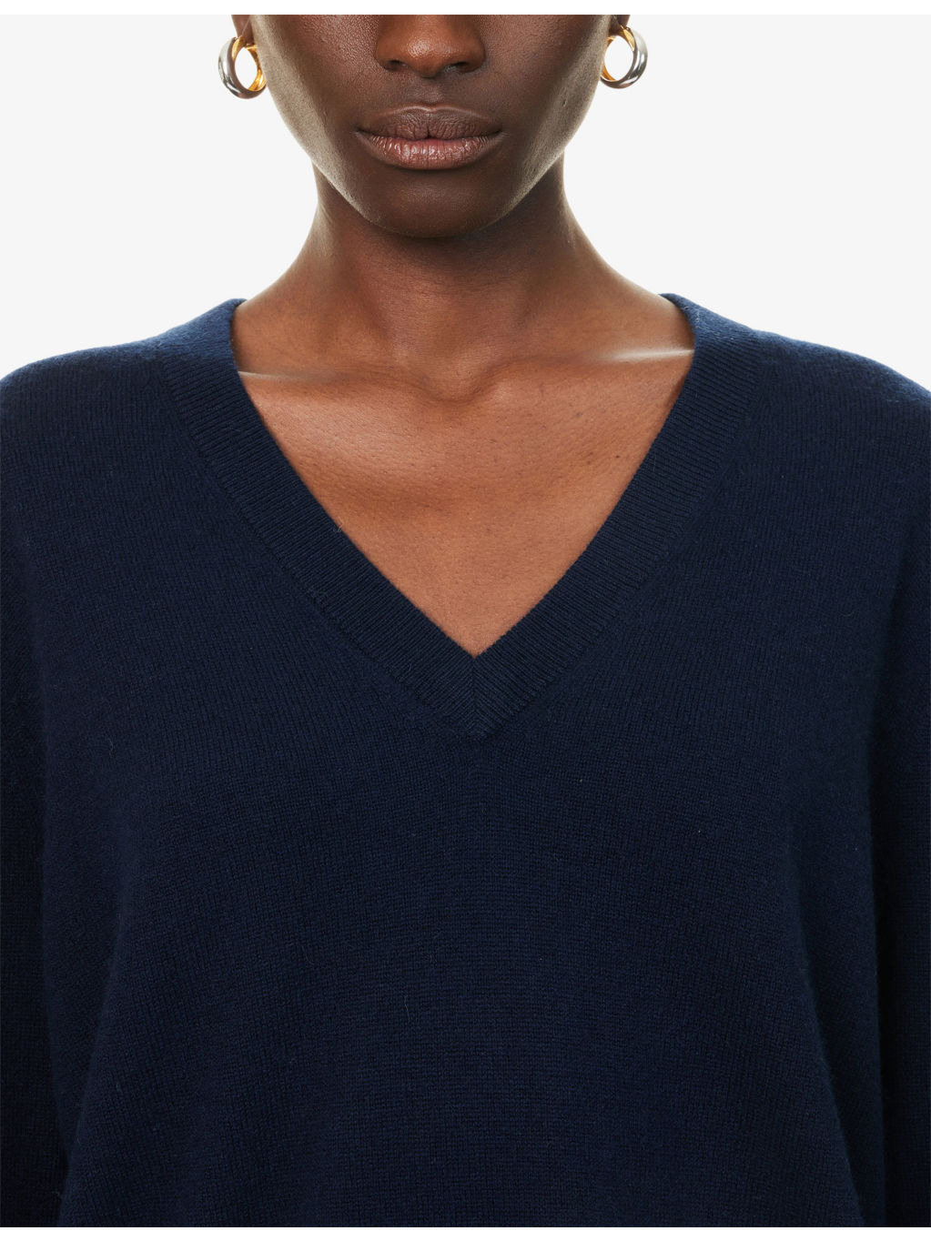 Flynn V-Neck Cashmere Jumper - 5