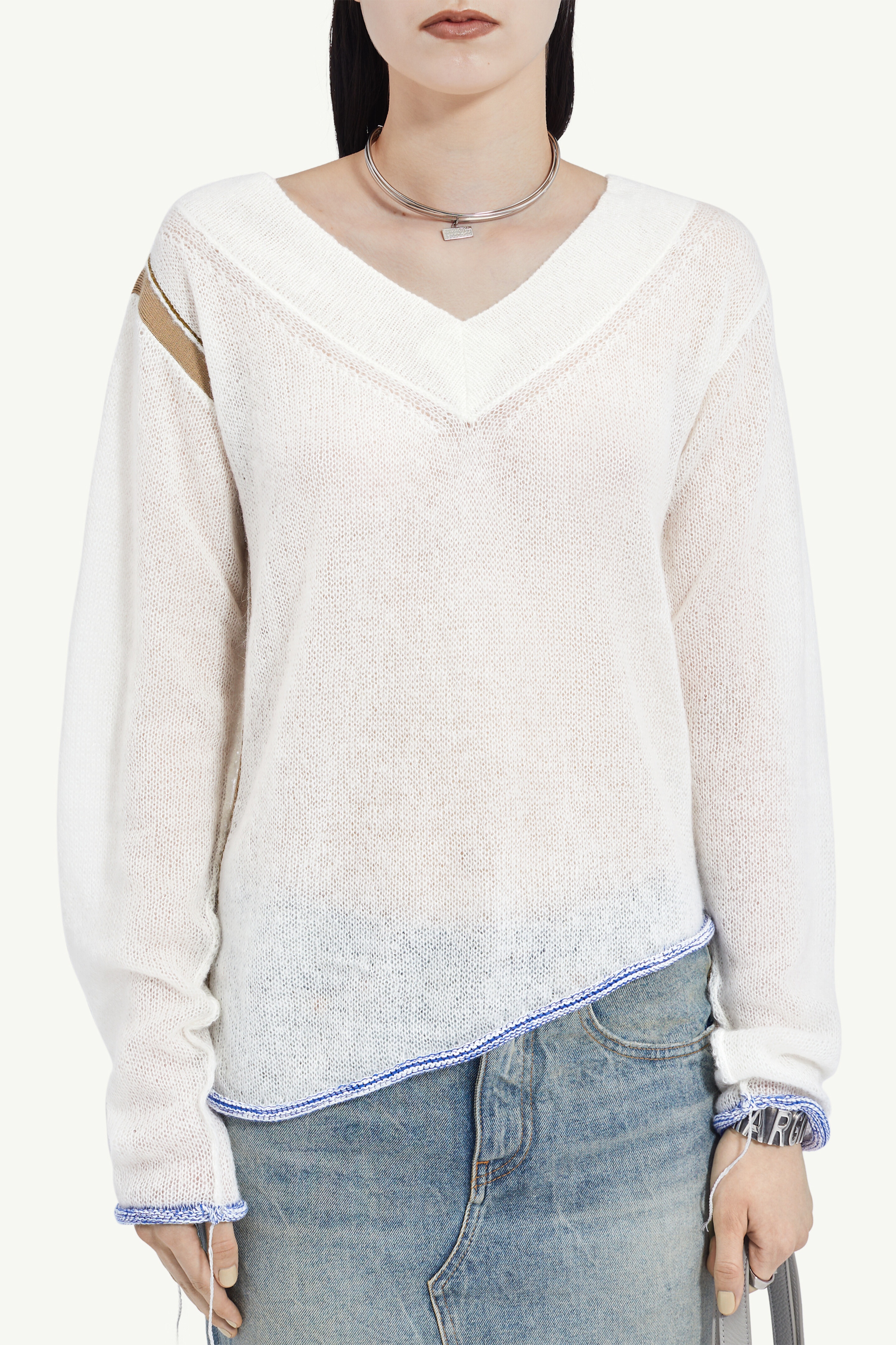 V-neck jumper - 5