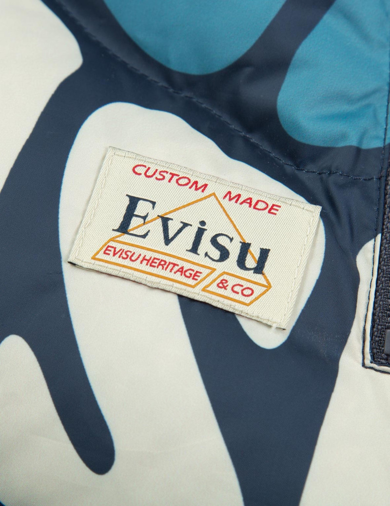 Allover Wavy Text Print Down Jacket 9