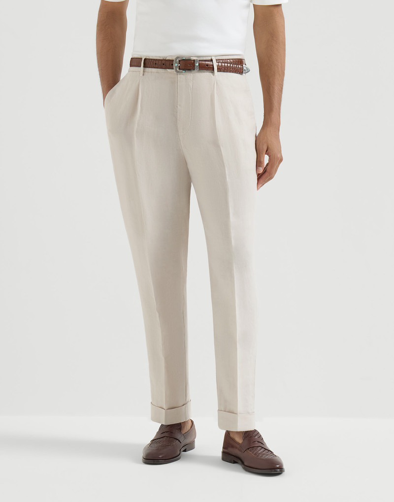 Garment-dyed trousers in linen gabardine with pleat 2