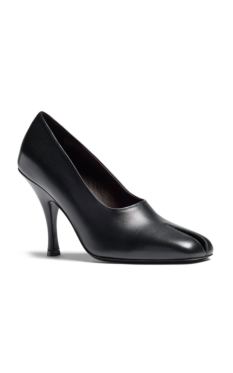 Eva Peep Toe Leather Pumps black 1