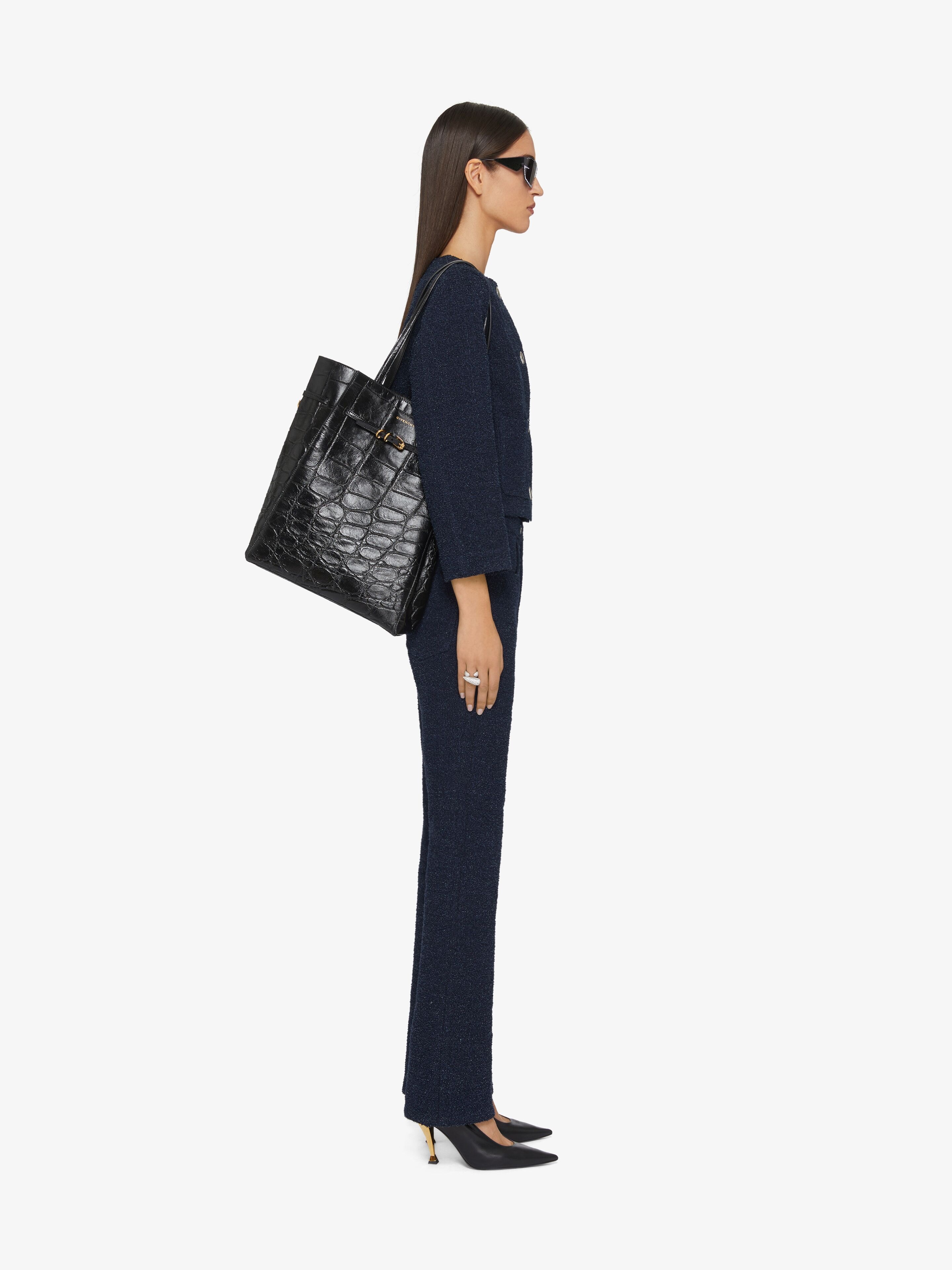 MEDIUM VOYOU TOTE BAG IN CROCODILE EFFECT LEATHER - 2