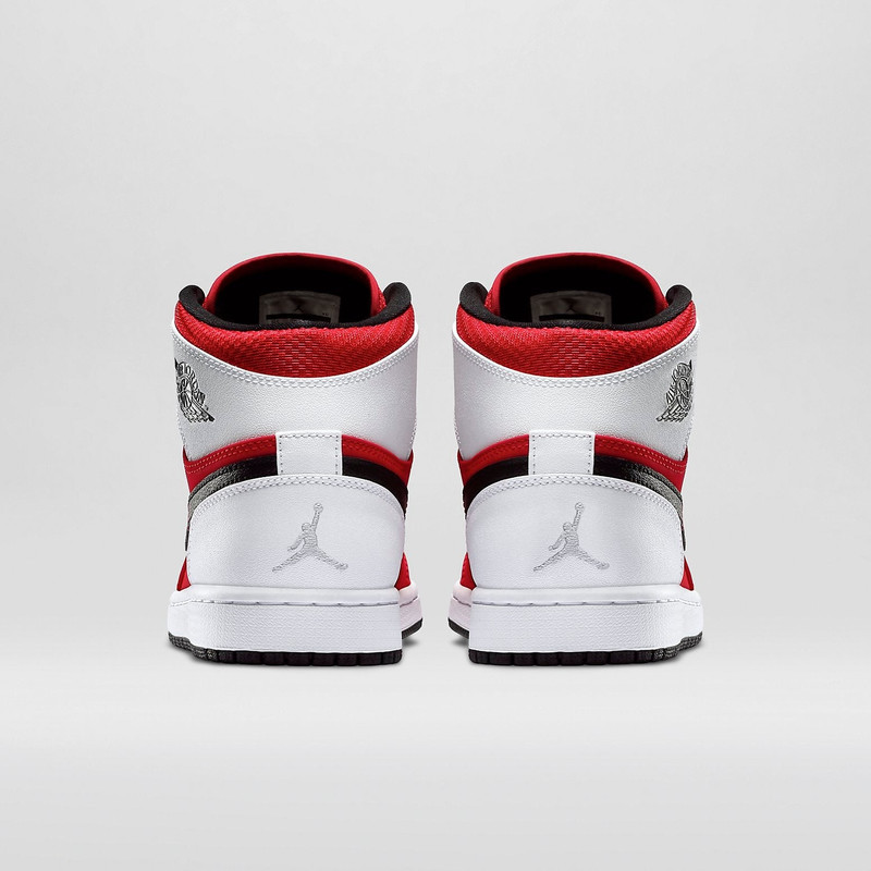 Jordan Air Jordan 1 Retro High 'Blake Griffin' 332550-601 outlook