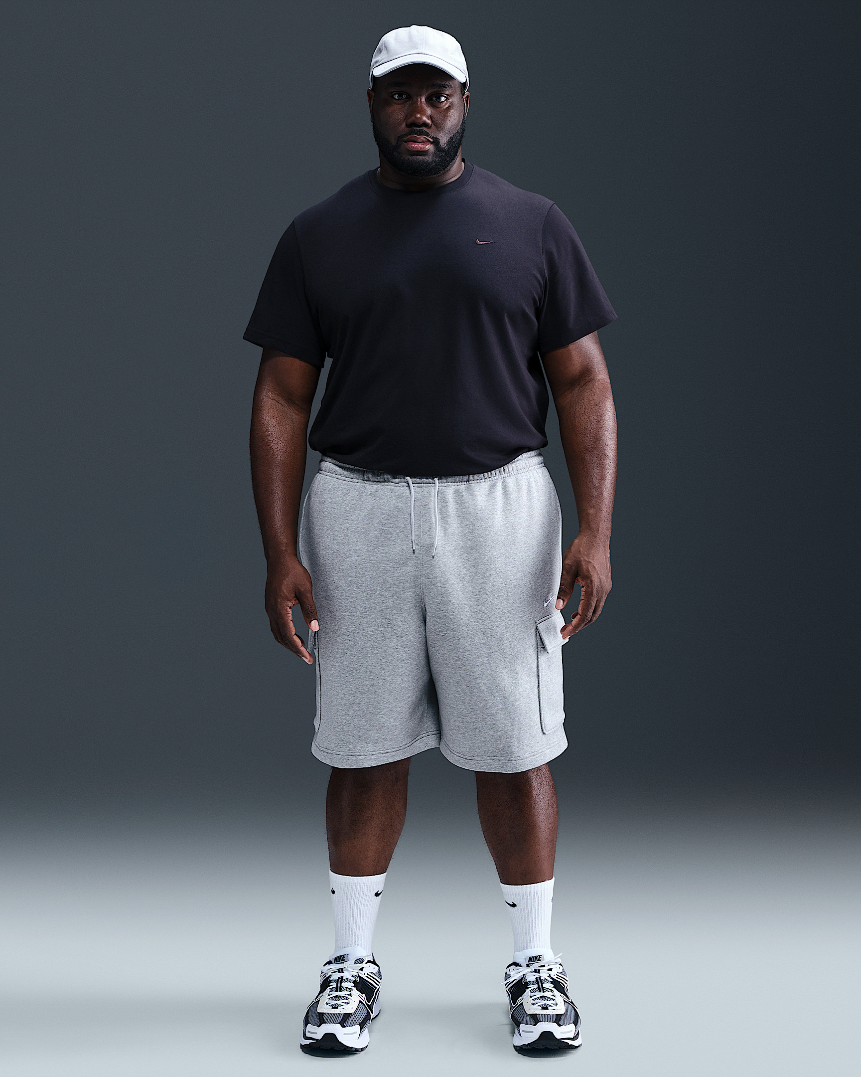 Nike Club Men's Fleece Cargo Shorts - 6