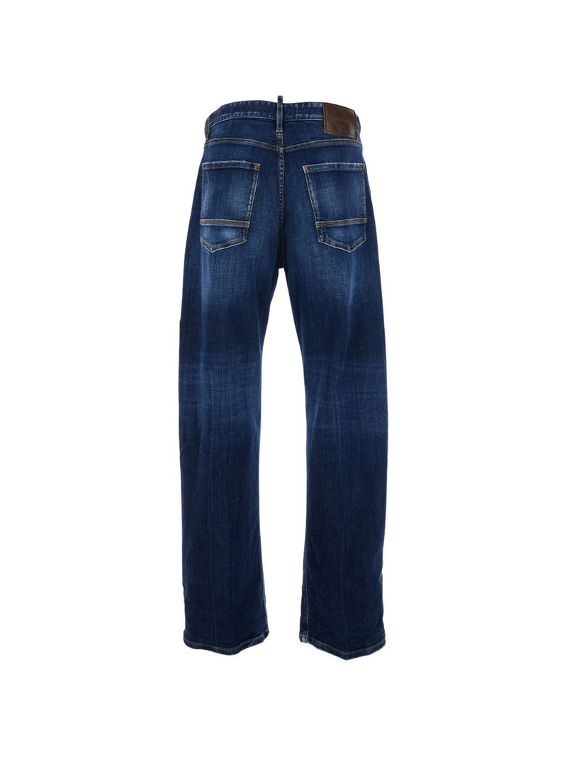 DSQUARED2 Distressed jeans outlook