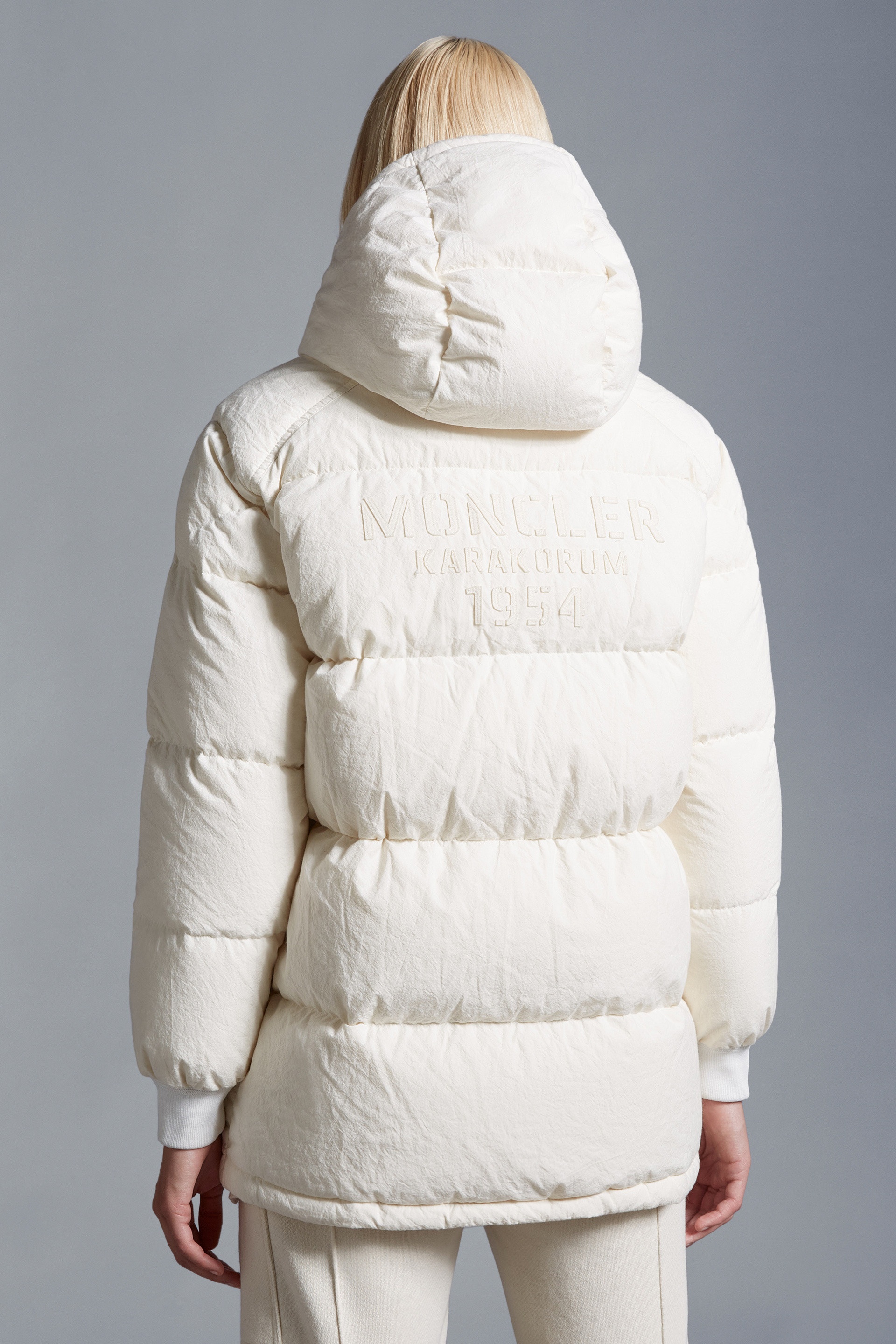 Moncler Karakorum Short Down Jacket Women - 5