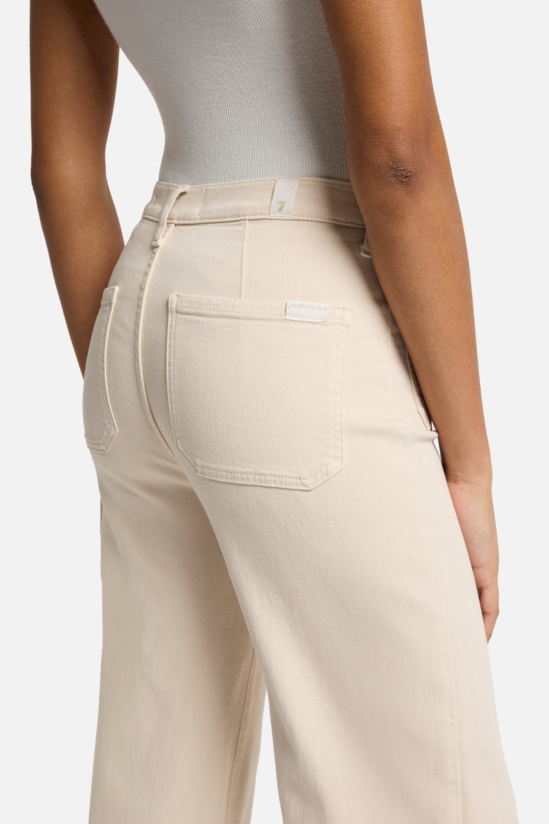 Luxe Vintage Ultra High Rise Cropped Jo in Creme 4