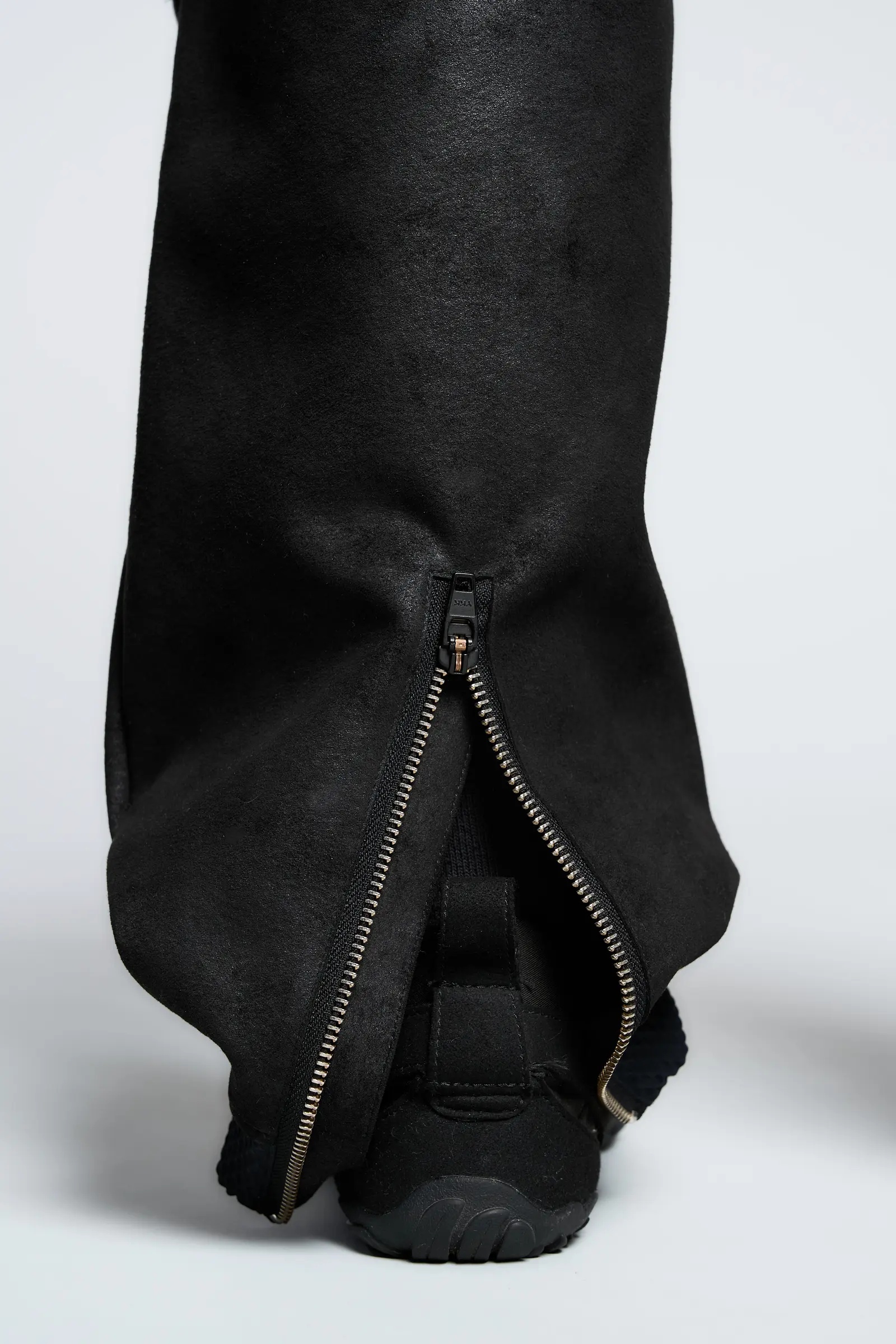 P38-TO Scrim Laced Ultra-Microfiber Cargo Pant Black - 30