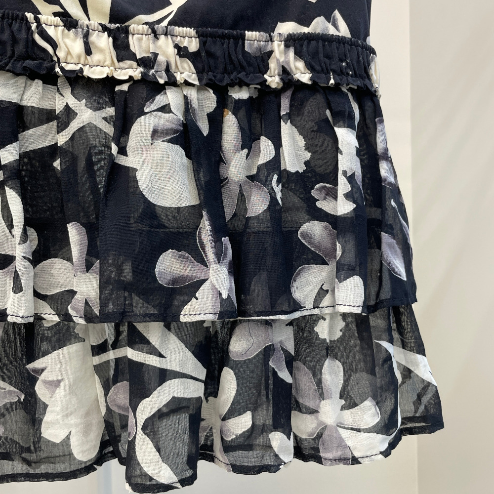 Chanel flower ruffle sleeveless top - 4
