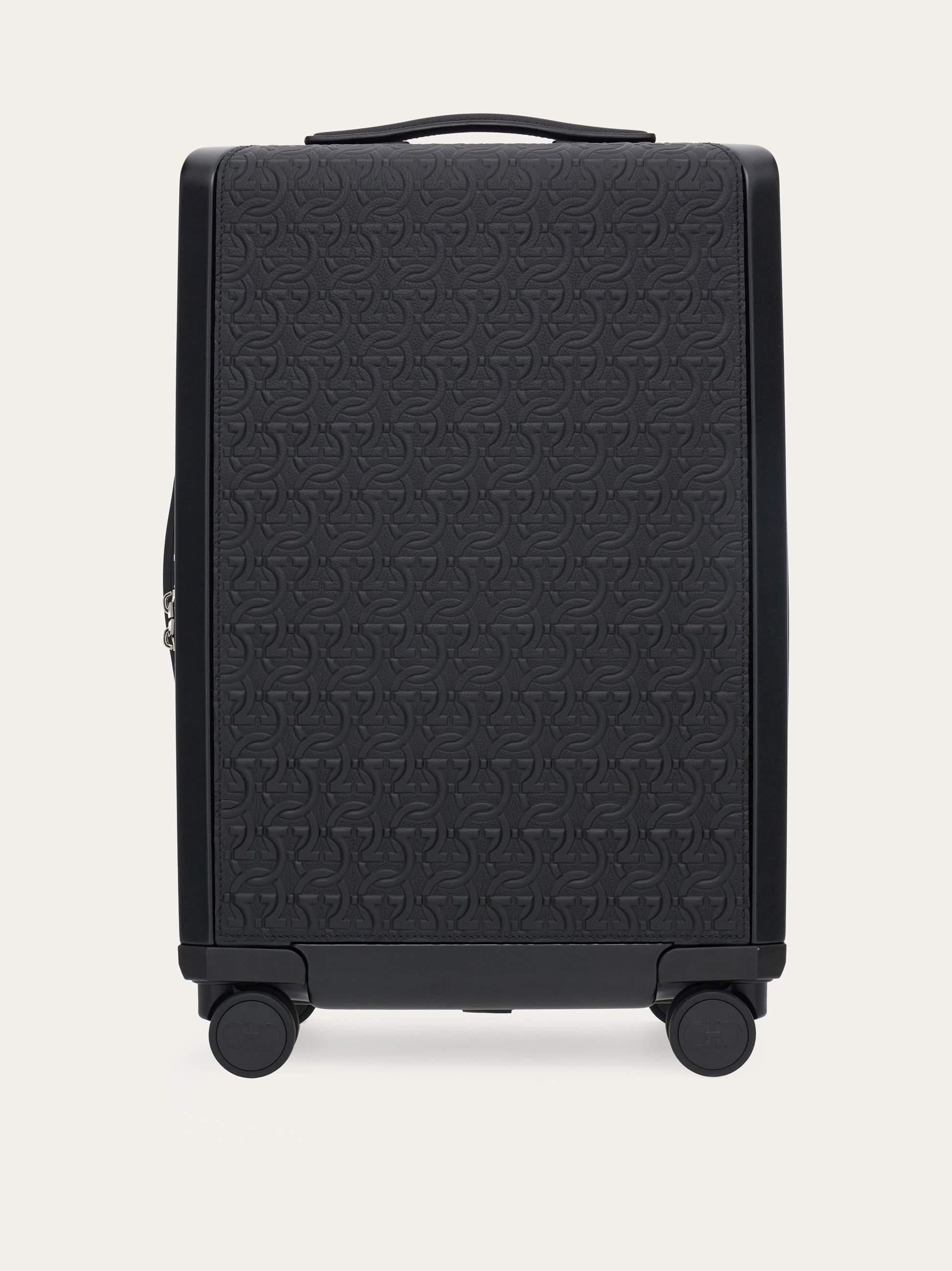 Embossed hand luggage - 1