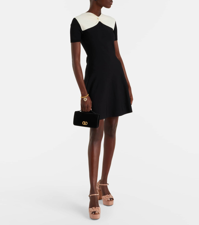 Valentino VLogo 115 patent leather platform sandals outlook