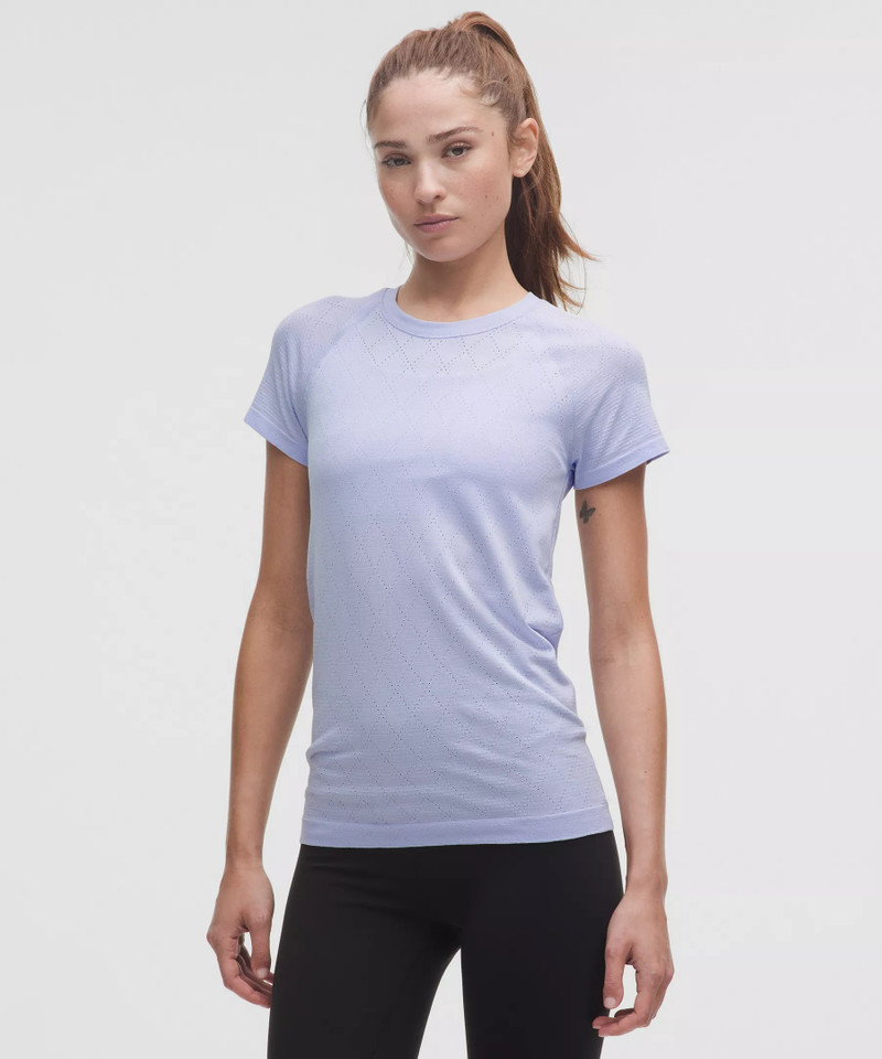 Swiftly Tech Short-Sleeve Shirt 2.0 *Hip Length 1