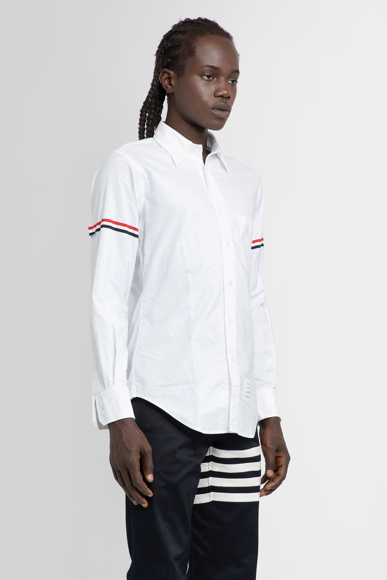 Classic-Button-Down-Shirt - 2