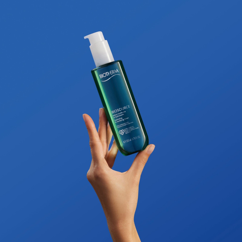 Biosource Hydrating & Tonifying Toner 3