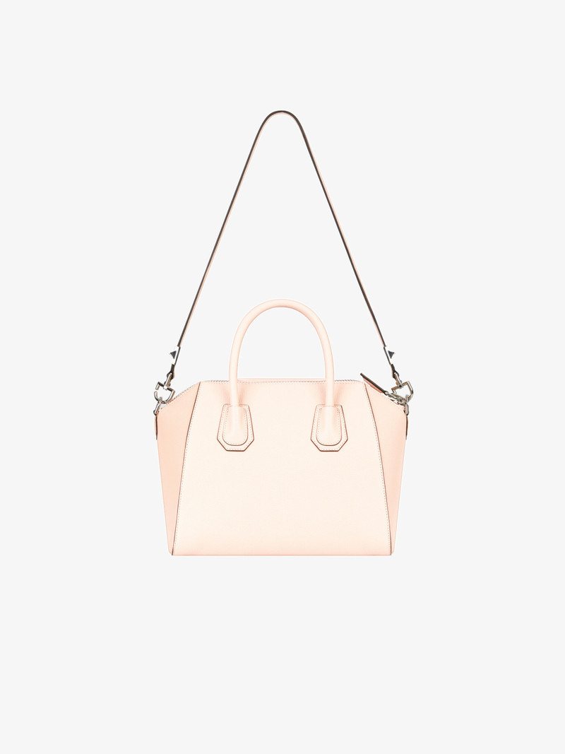 Small Antigona bag in grained leather 4