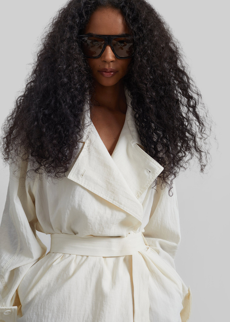 Rosora Sheer Fluid Trench Coat - Cream 5
