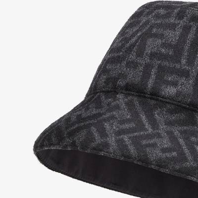 FENDI Gray wool bucket hat outlook