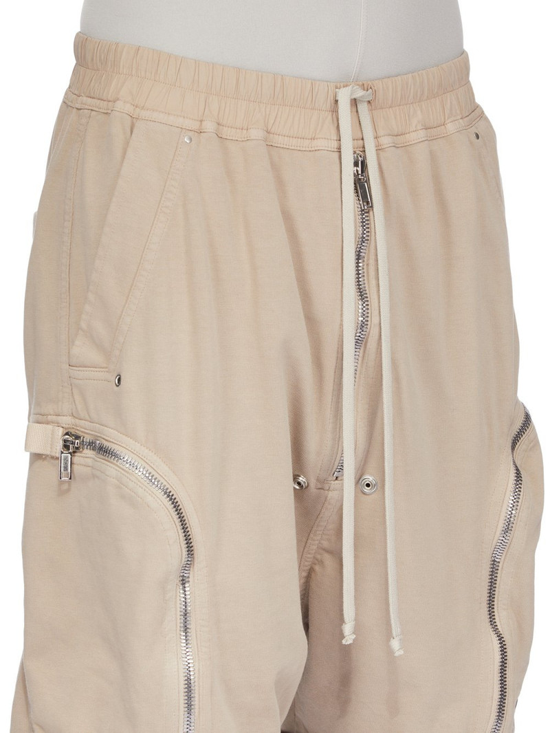 multiple-pockets shorts 4