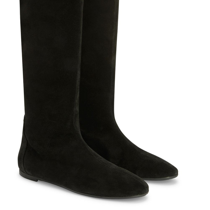 Sandra Boots 4