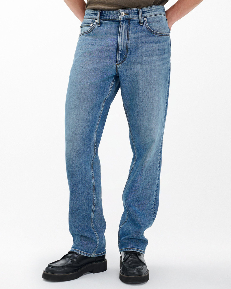 Fit 4 Straight Jeans Authentic Stretch in Damian 4